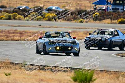 media/Nov-16-2024-Extreme Speed (Sat) [[6587d07cc4]]/Gold Group/Session 2 (Turns 3 and 5)/